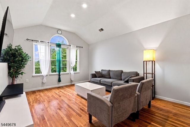 312 Orange St, Newark City, NJ 07103