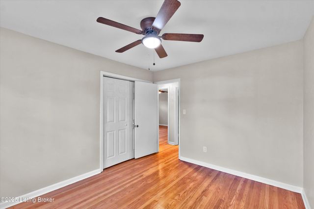 316 Short Rd, Louisville, KY 40207