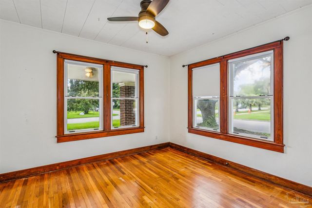 1300 E Avery St, Pensacola, FL 32503