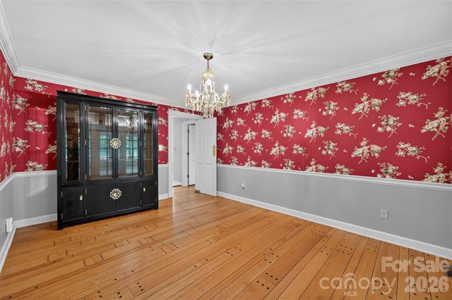 530 25th Avenue NW, Hickory, NC 28601