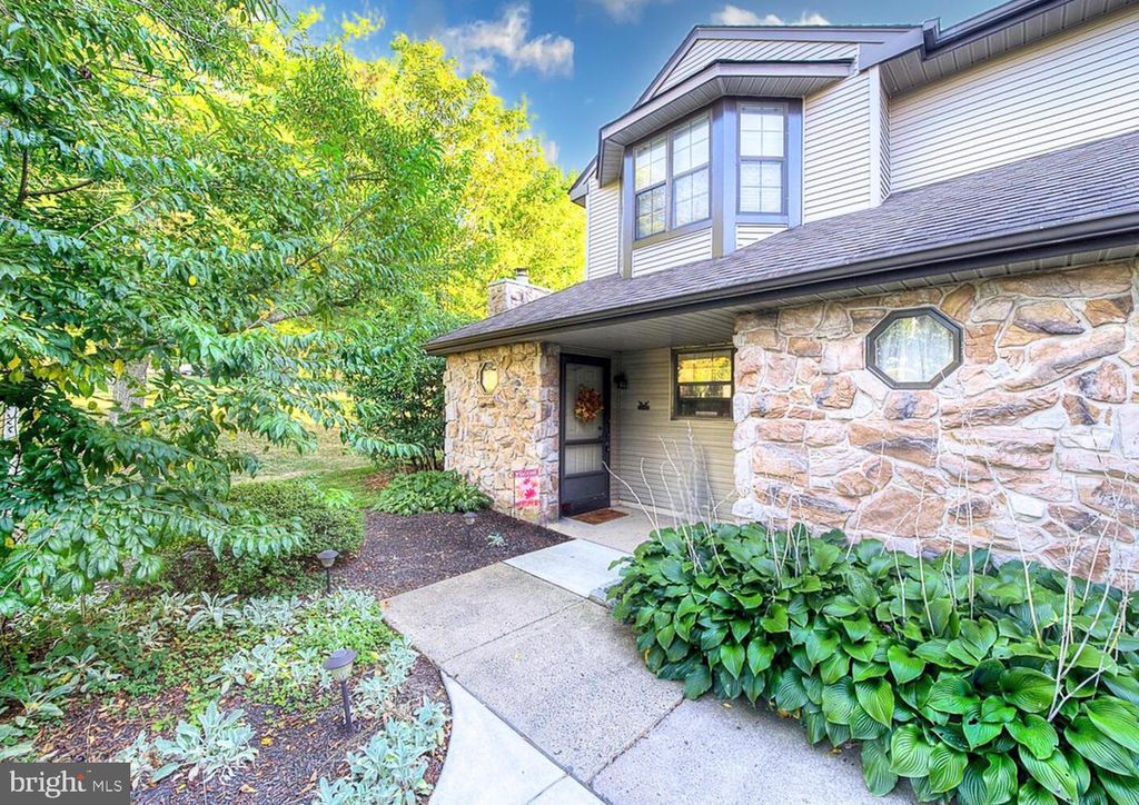 481 REDBUD CT, Warrington, PA 18976