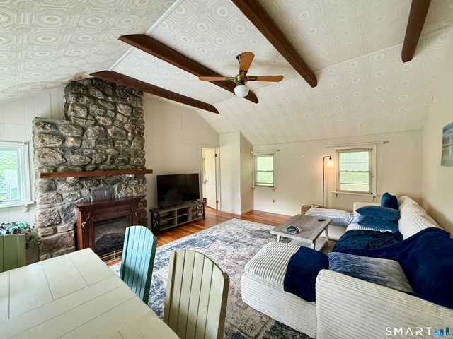 22 Southview Road, New Fairfield, CT 06812
