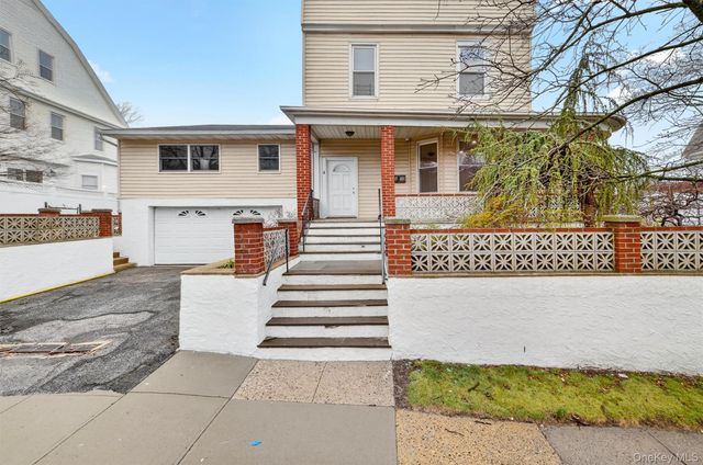 4 Amackassin Terrace Unit 1, Yonkers, NY 10703