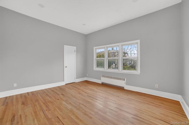 4 Amackassin Terrace Unit 1, Yonkers, NY 10703