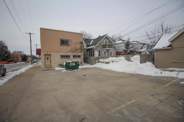 7746 W Becher STREET, West Allis, WI 53219