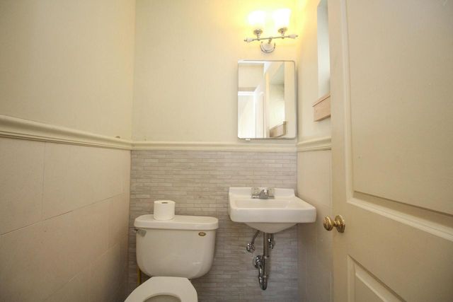 7746 W Becher STREET, West Allis, WI 53219