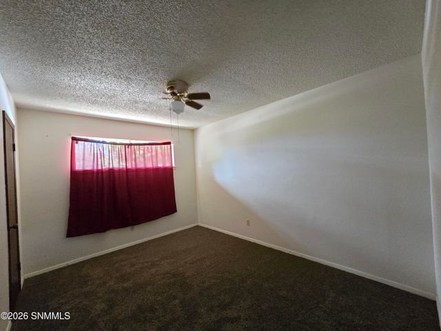 950 Glendale Drive, Las Cruces, NM 88005