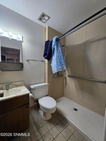 950 Glendale Drive, Las Cruces, NM 88005