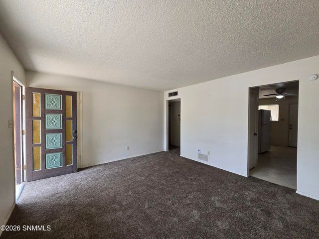 950 Glendale Drive, Las Cruces, NM 88005