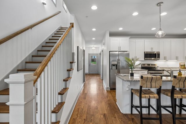 720 Flint Ridge Dr, Whites Creek, TN 37189