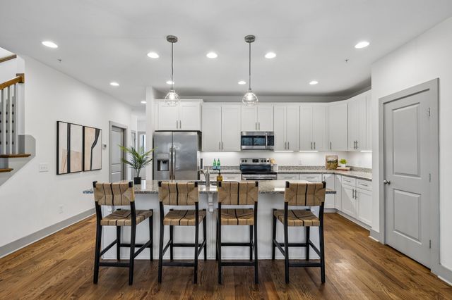 720 Flint Ridge Dr, Whites Creek, TN 37189