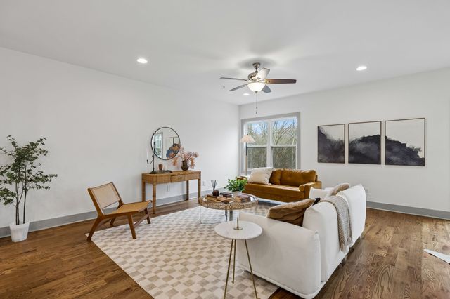 720 Flint Ridge Dr, Whites Creek, TN 37189