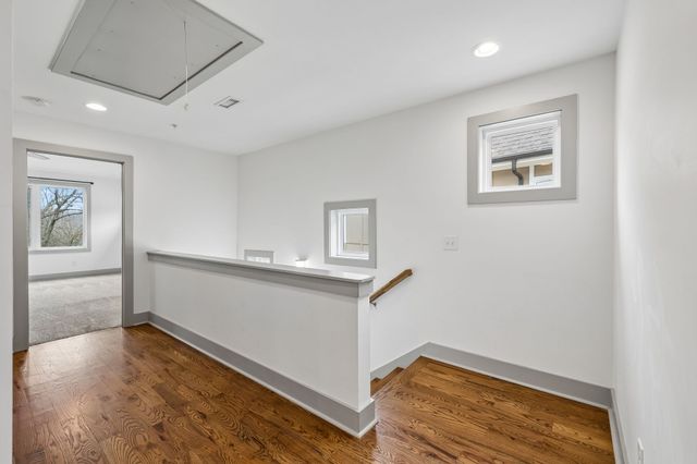 720 Flint Ridge Dr, Whites Creek, TN 37189