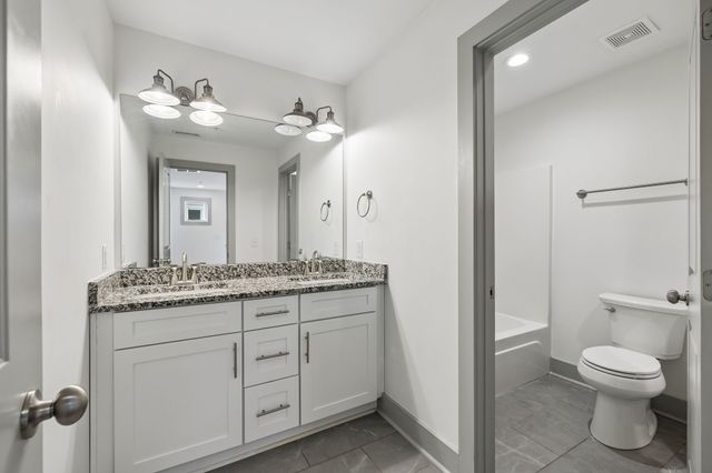 720 Flint Ridge Dr, Whites Creek, TN 37189