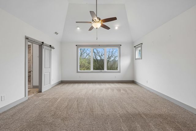 720 Flint Ridge Dr, Whites Creek, TN 37189