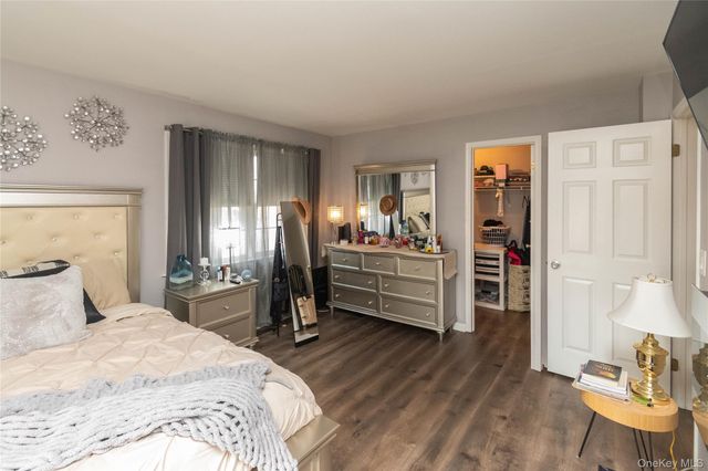 20 Wintergreen Court, Montgomery, NY 12549