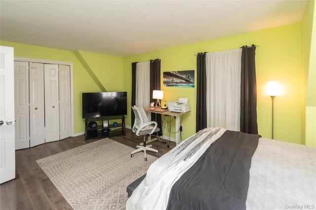 20 Wintergreen Court, Montgomery, NY 12549