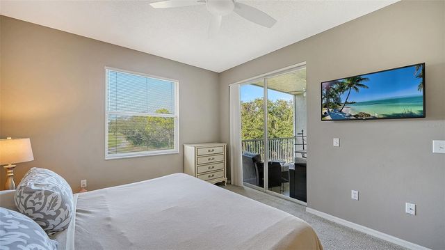 8750 OLDE HICKORY AVENUE 9207, Sarasota, FL 34238