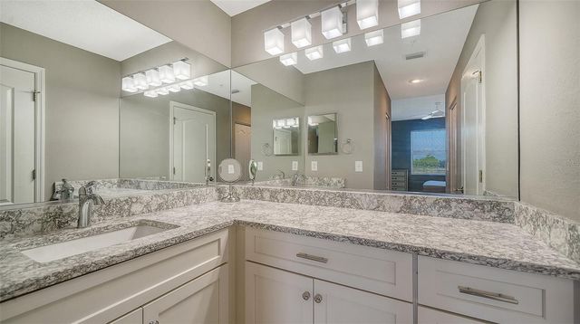 8750 OLDE HICKORY AVENUE 9207, Sarasota, FL 34238