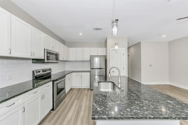 3604 Aaron Place, Denton, TX 76226