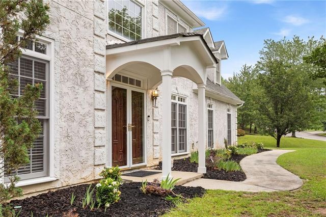 1841 Lake Cove Drive SW, Atlanta, GA 30331