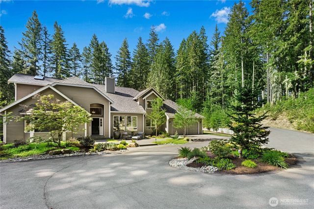 8804 221st Avenue NE, Redmond, WA 98053