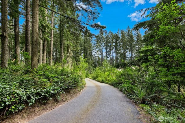 8804 221st Avenue NE, Redmond, WA 98053