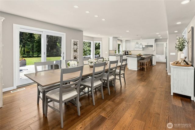 8804 221st Avenue NE, Redmond, WA 98053