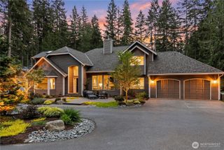 8804 221st Avenue NE, Redmond, WA 98053