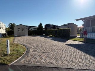 2504 LIMEWOOD AVENUE, Clermont, FL 34714