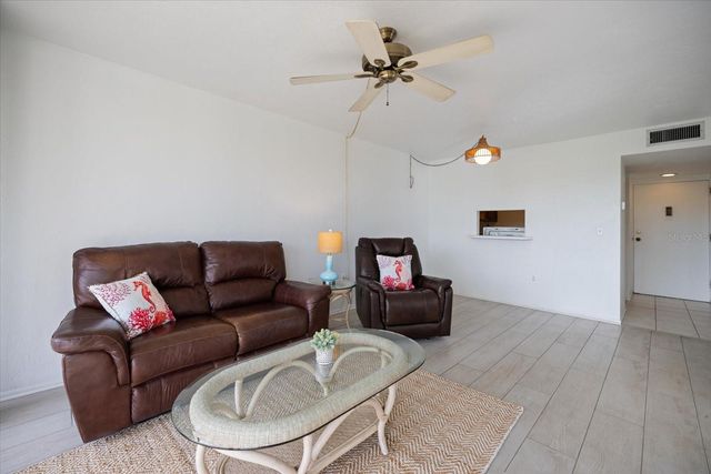 618 BIRD BAY DRIVE S 317, Venice, FL 34285