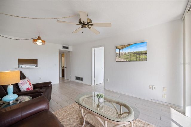 618 BIRD BAY DRIVE S 317, Venice, FL 34285