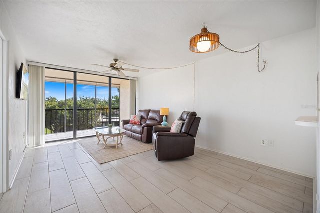 618 BIRD BAY DRIVE S 317, Venice, FL 34285