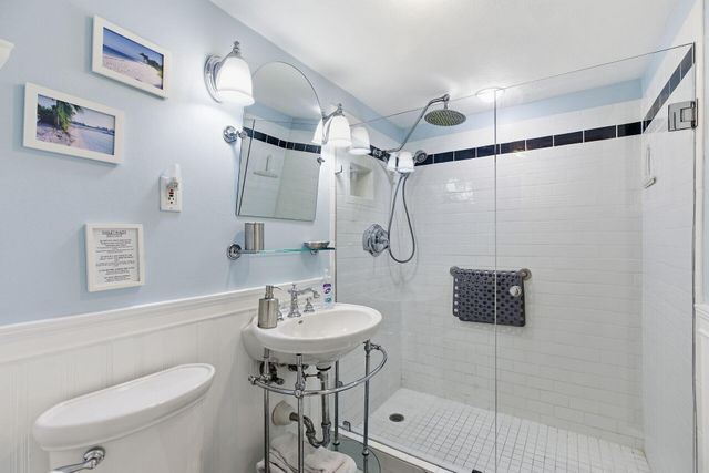 26 7 Street, Key Colony, FL 33051