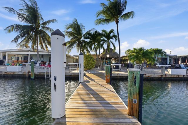 26 7 Street, Key Colony, FL 33051