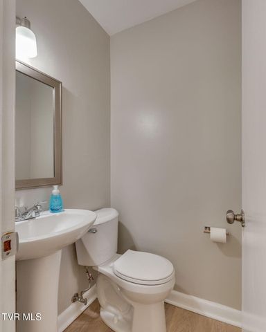 542 Ranier Drive, Kingsport, TN 37663