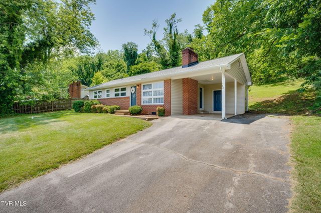 542 Ranier Drive, Kingsport, TN 37663