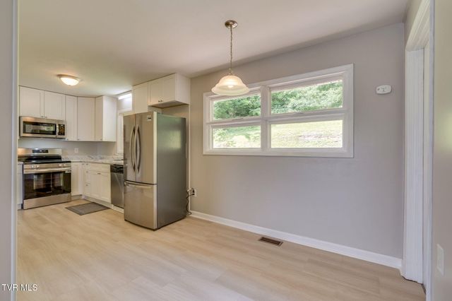 542 Ranier Drive, Kingsport, TN 37663