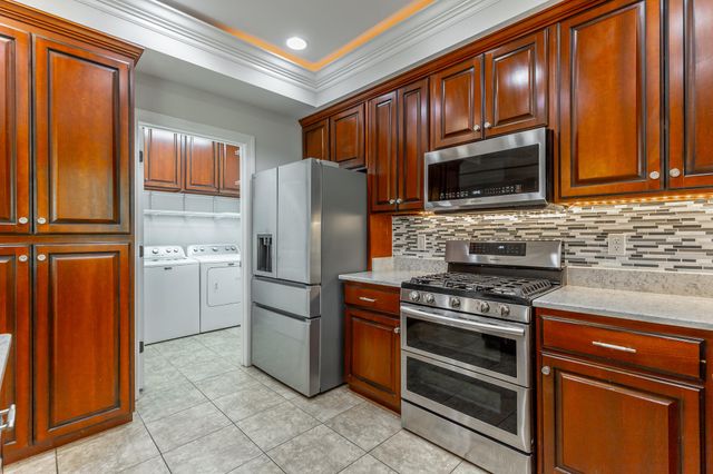 8076 Burgundy Circle, Chattanooga, TN 37421