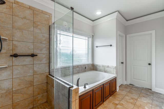 8076 Burgundy Circle, Chattanooga, TN 37421