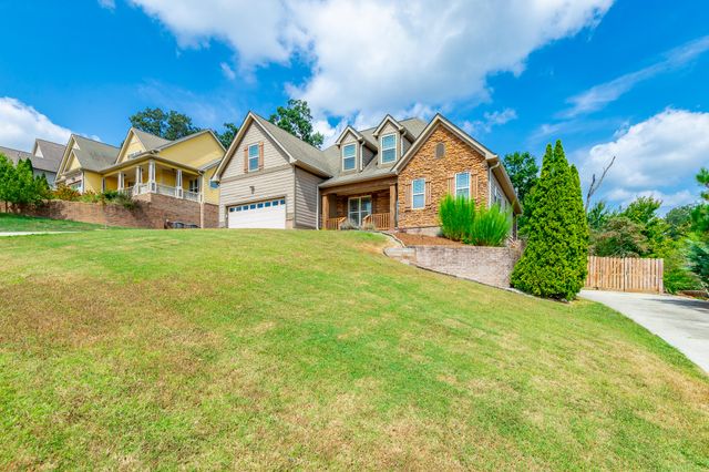 8076 Burgundy Circle, Chattanooga, TN 37421