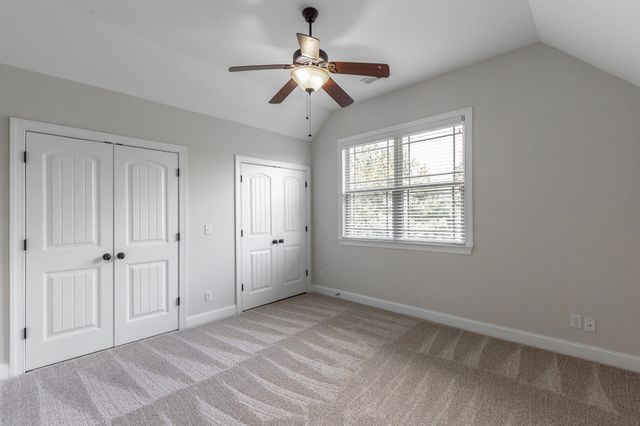 8076 Burgundy Circle, Chattanooga, TN 37421
