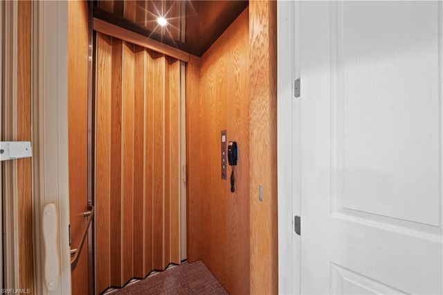 9220 Quartz LN # 202, Naples, FL 34120