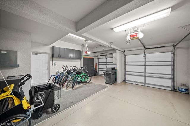 9220 Quartz LN # 202, Naples, FL 34120