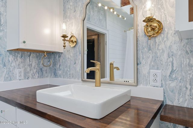 804 Pollock Street, New Bern, NC 28562