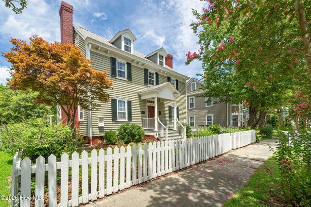 804 Pollock Street, New Bern, NC 28562