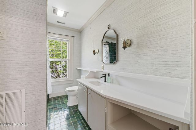 804 Pollock Street, New Bern, NC 28562