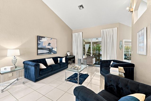 20369 HACIENDA Court, Boca Raton, FL 33498