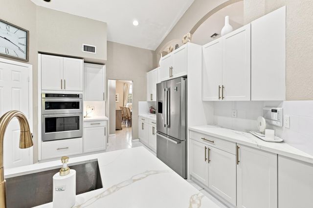 20369 HACIENDA Court, Boca Raton, FL 33498