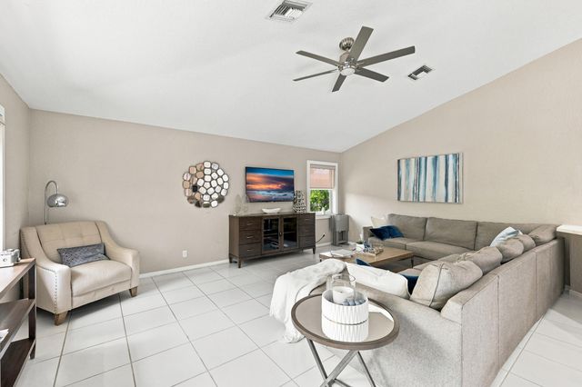 20369 HACIENDA Court, Boca Raton, FL 33498